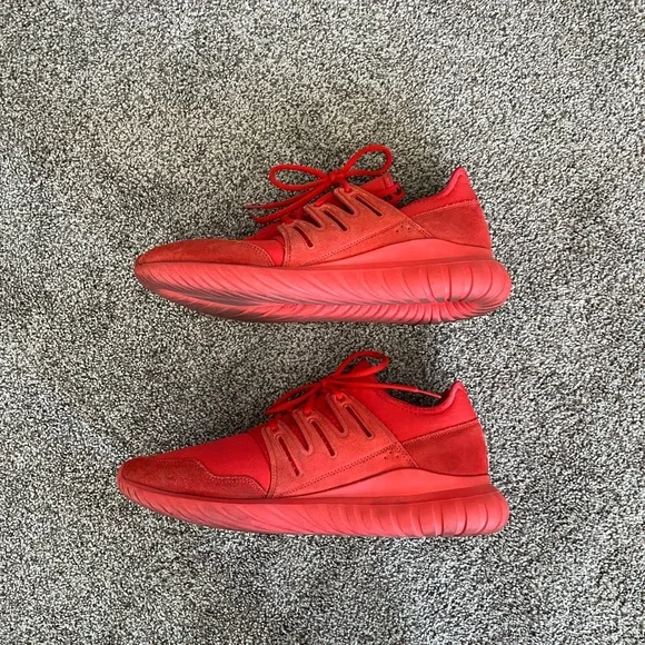 Adidas Red Athletic Shoes with Streamlined Silhouette and Flexible Design - Picture 3 of 6